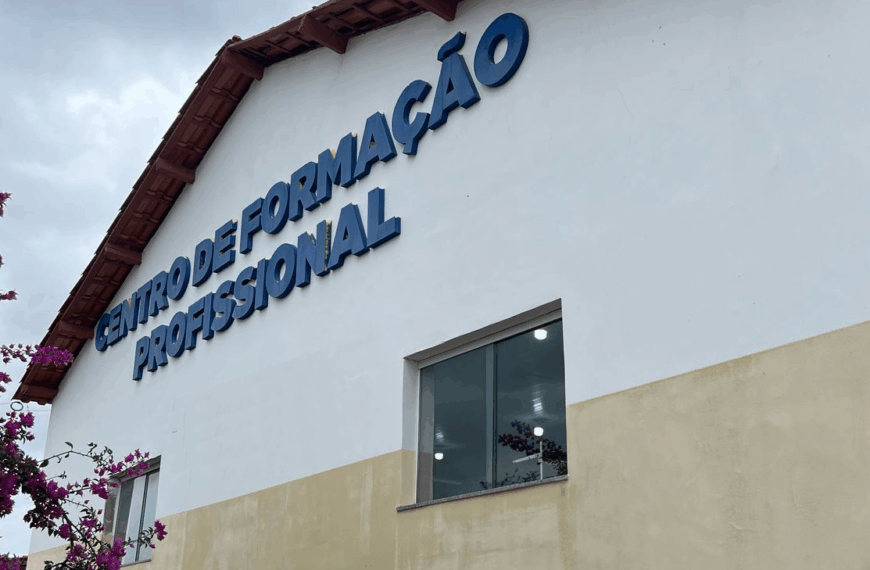 Cursos de qualificação profissional são ofertados pelo centro…
