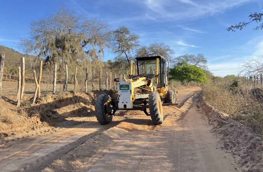Trabalho que transforma: Prefeitura recupera mais de 760 km de estradas vicinais